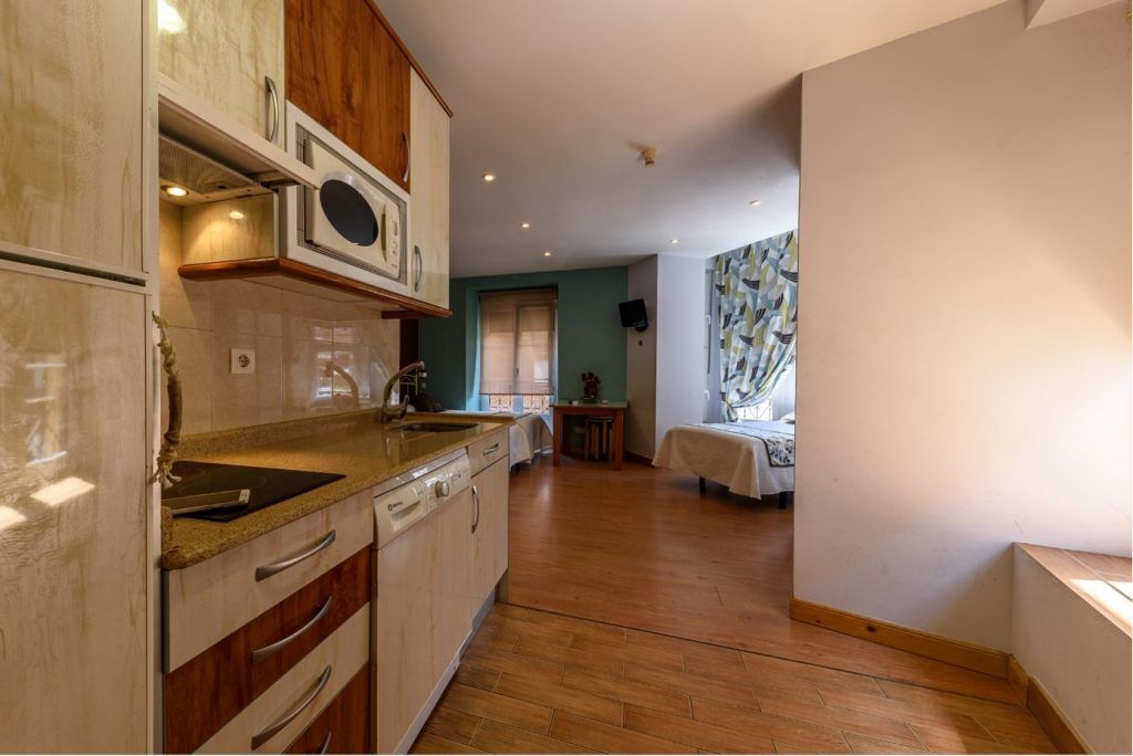 Habitación Cuadruple en hotel Castro Urdiales con cocina